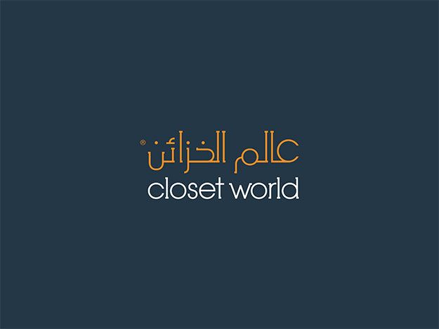 Closet World Showcase Logo